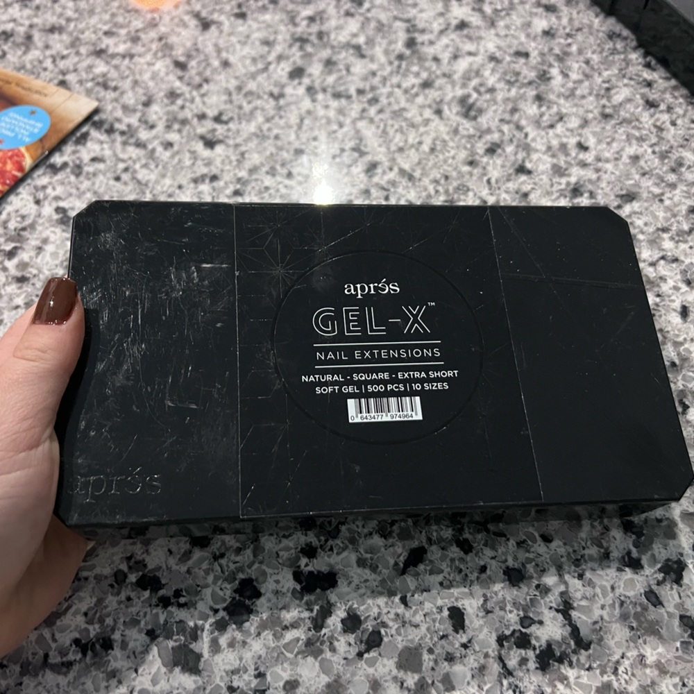 Aprés GelX natural extra short square nails